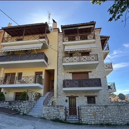 Homestay Panoramic Cityview Karpenisi