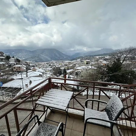 Homestay Panoramic Cityview Karpenisi
