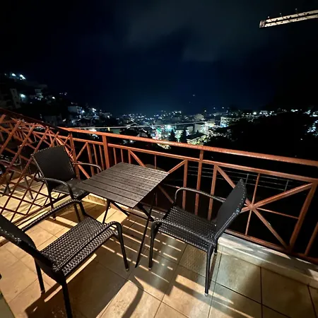 Ubytování v soukromí Panoramic Cityview Karpenísion